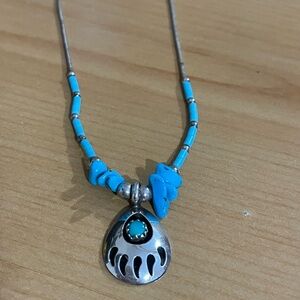 Navajo turquoise sterlirng silver necklace
